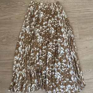 Oak and Fort Midi skirt